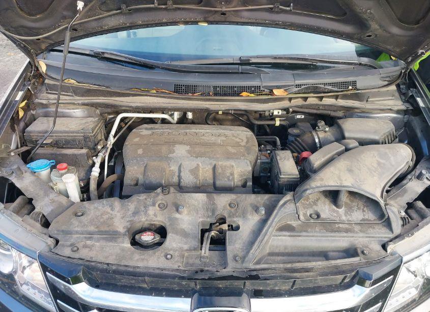 Photo 10 of 2016 Honda Odyssey EX-L (VIN 5FNRL5H64GB166585)