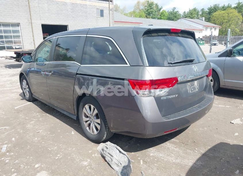 Photo 3 of 2016 Honda Odyssey EX-L (VIN 5FNRL5H64GB169809)