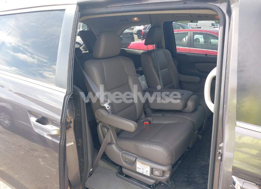 Photo 8 of 2016 Honda Odyssey EX-L (VIN 5FNRL5H64GB169809)