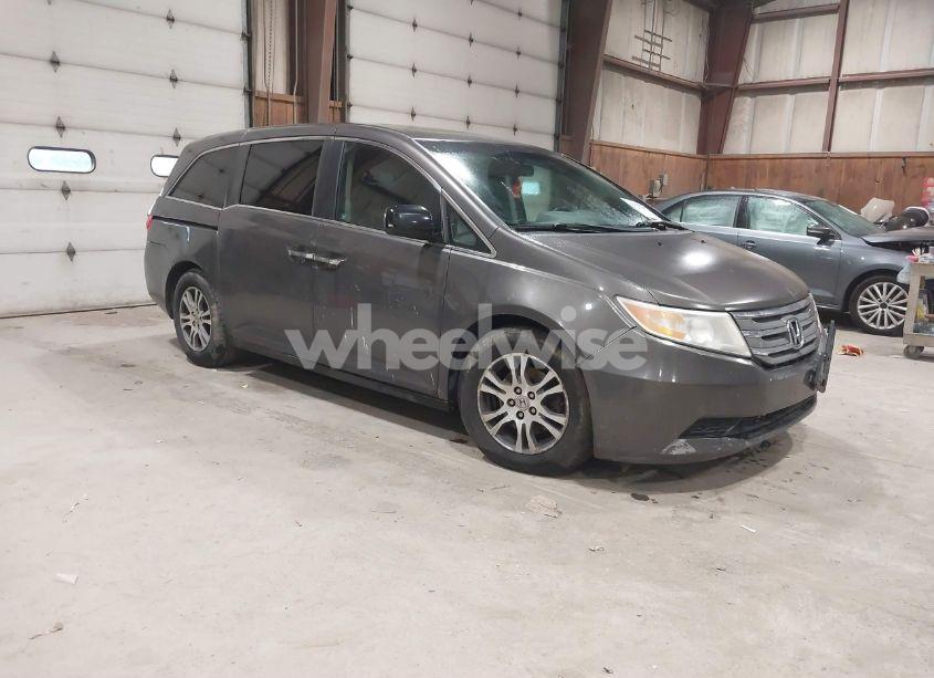 2011 Honda Odyssey EX-L (VIN 5FNRL5H65BB017367) main photo