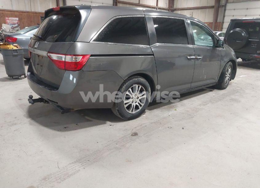 Photo 4 of 2011 Honda Odyssey EX-L (VIN 5FNRL5H65BB017367)