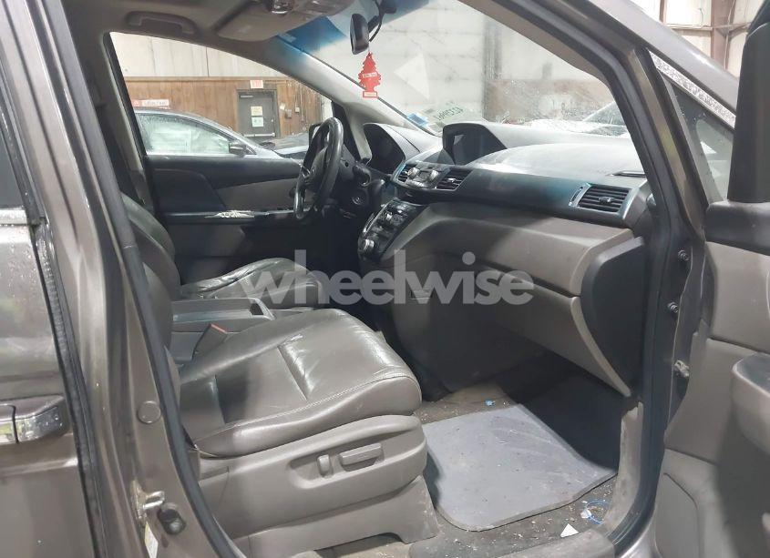 Photo 5 of 2011 Honda Odyssey EX-L (VIN 5FNRL5H65BB017367)