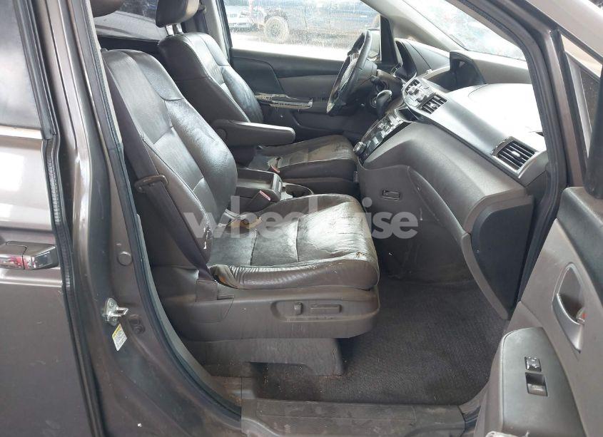 Photo 5 of 2011 Honda Odyssey EX-L (VIN 5FNRL5H65BB034525)