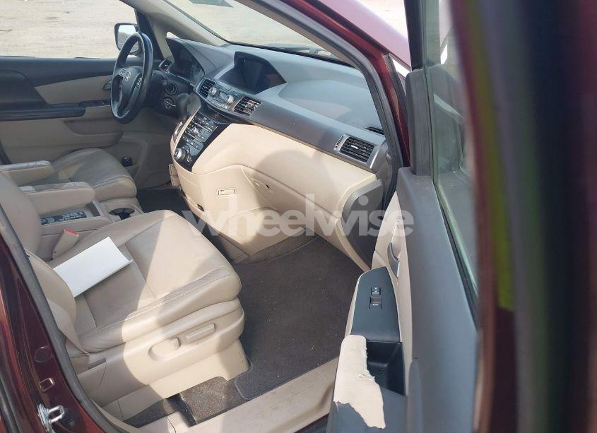 Photo 5 of 2011 Honda Odyssey EX-L (VIN 5FNRL5H65BB040194)