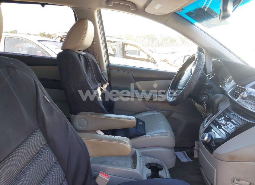Photo 5 of 2011 Honda Odyssey EX-L (VIN 5FNRL5H65BB042480)