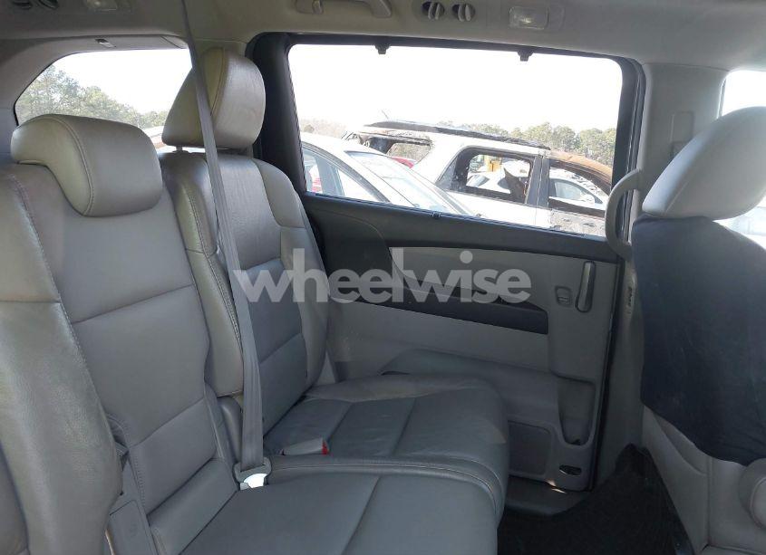 Photo 8 of 2011 Honda Odyssey EX-L (VIN 5FNRL5H65BB042480)