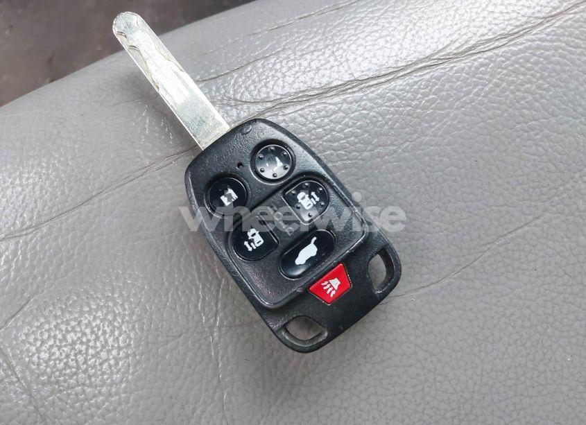 Photo 11 of 2011 Honda Odyssey EX-L (VIN 5FNRL5H65BB047291)