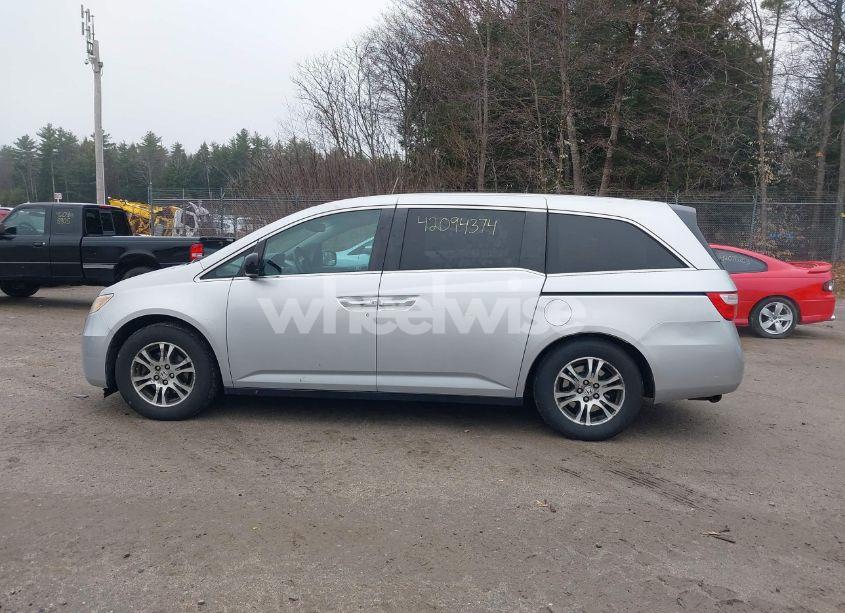 Photo 14 of 2011 Honda Odyssey EX-L (VIN 5FNRL5H65BB047291)