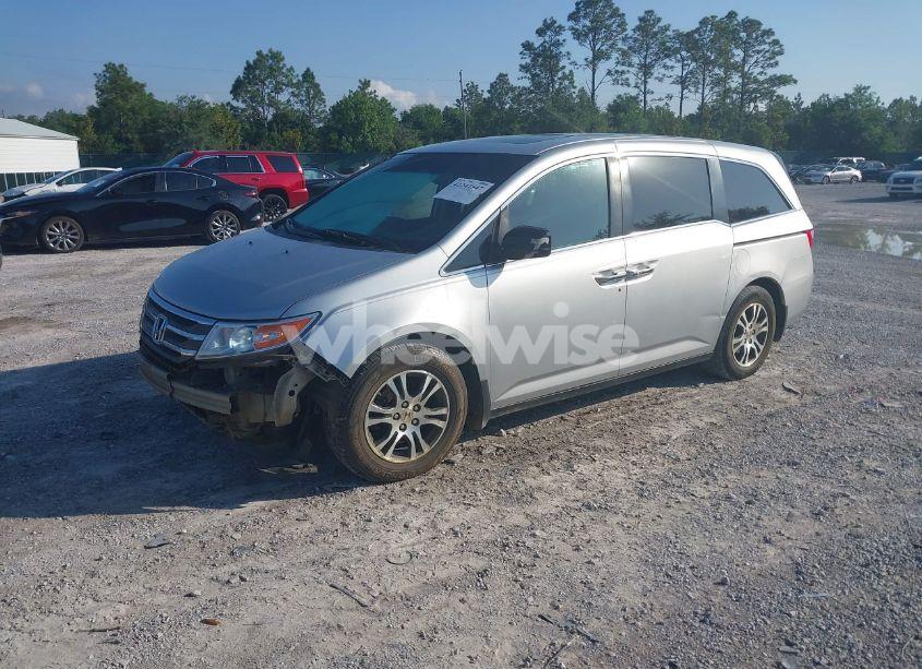 Photo 2 of 2011 Honda Odyssey EX-L (VIN 5FNRL5H65BB048330)