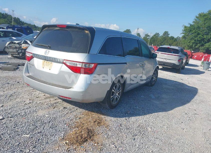 Photo 4 of 2011 Honda Odyssey EX-L (VIN 5FNRL5H65BB048330)