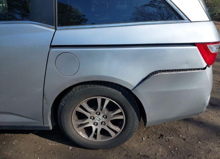 Photo 20 of 2011 Honda Odyssey EX-L (VIN 5FNRL5H65BB051776)