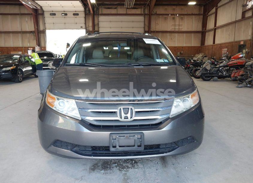 Photo 12 of 2011 Honda Odyssey EX-L (VIN 5FNRL5H65BB051888)