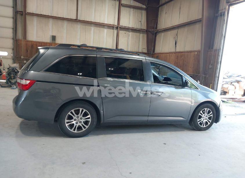 Photo 13 of 2011 Honda Odyssey EX-L (VIN 5FNRL5H65BB051888)