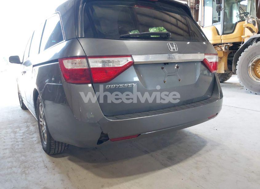 Photo 17 of 2011 Honda Odyssey EX-L (VIN 5FNRL5H65BB051888)