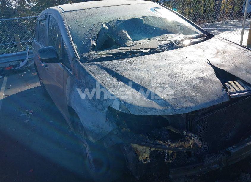 Photo 14 of 2011 Honda Odyssey EX-L (VIN 5FNRL5H65BB065760)