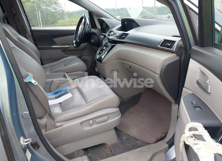 Photo 5 of 2011 Honda Odyssey EXL (VIN 5FNRL5H65BB066004)