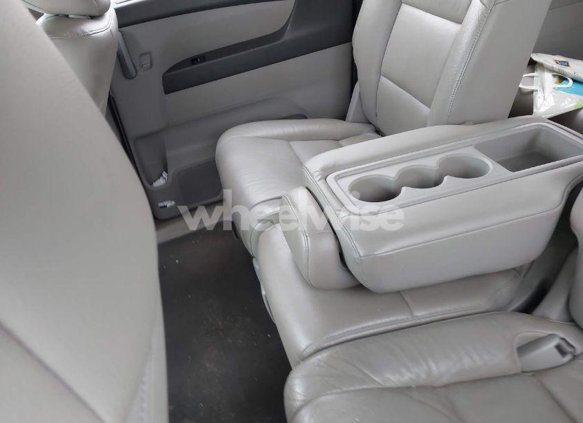 Photo 8 of 2011 Honda Odyssey EXL (VIN 5FNRL5H65BB066004)