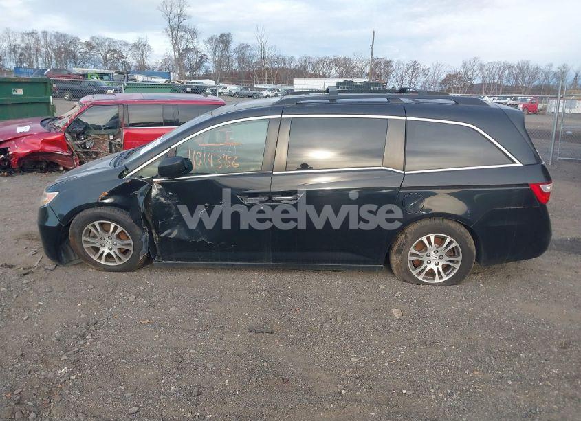 Photo 14 of 2011 Honda Odyssey EX-L (VIN 5FNRL5H65BB091498)