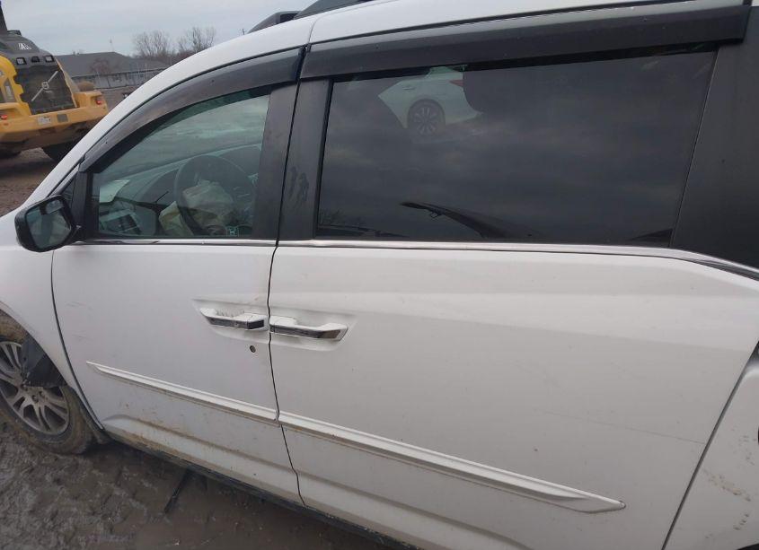 Photo 14 of 2011 Honda Odyssey EX-L (VIN 5FNRL5H65BB100474)