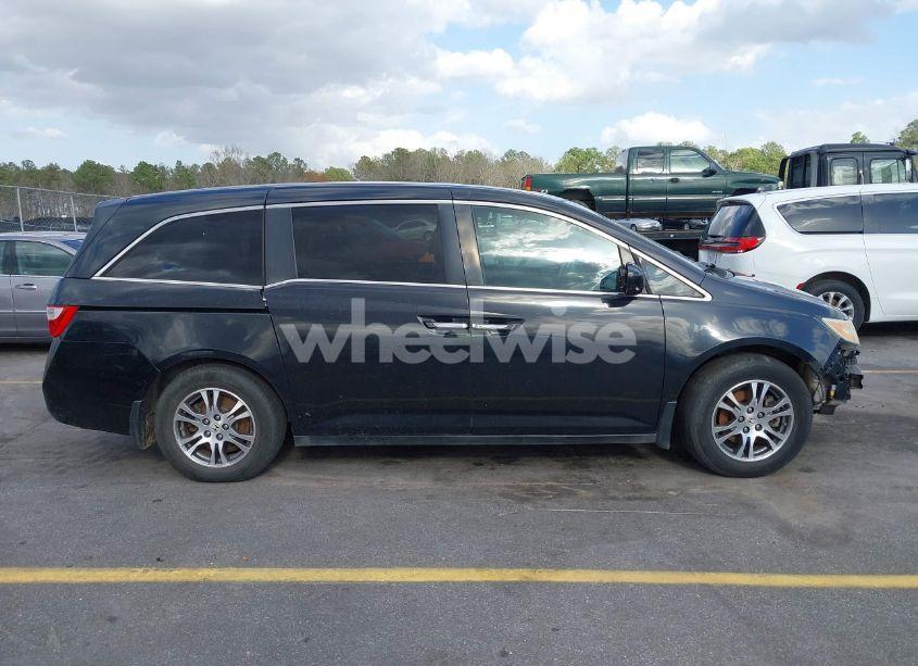 Photo 14 of 2011 Honda Odyssey EX-L (VIN 5FNRL5H65BB102807)