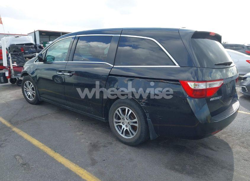 Photo 3 of 2011 Honda Odyssey EX-L (VIN 5FNRL5H65BB102807)