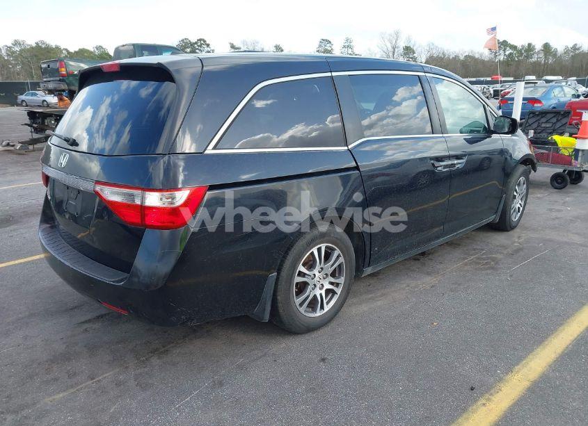 Photo 4 of 2011 Honda Odyssey EX-L (VIN 5FNRL5H65BB102807)