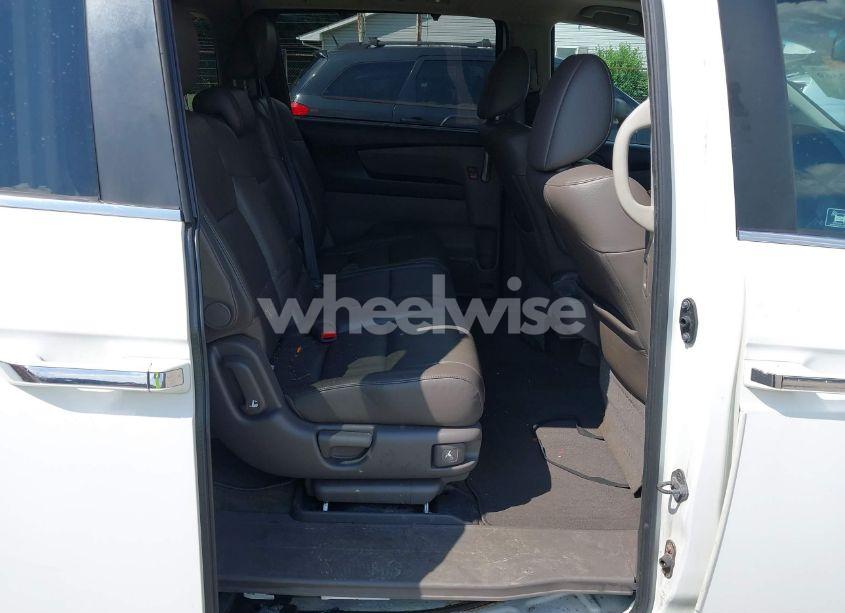 Photo 8 of 2011 Honda Odyssey EX-L (VIN 5FNRL5H65BB104640)