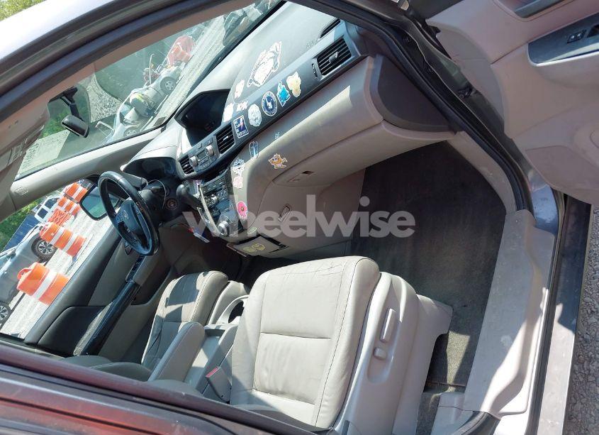 Photo 5 of 2012 Honda Odyssey EX-L (VIN 5FNRL5H65CB015247)