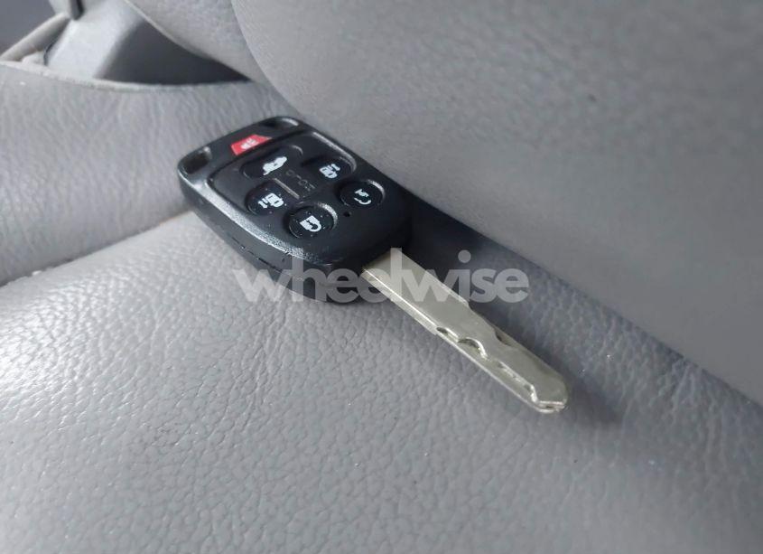 Photo 11 of 2012 Honda Odyssey EX-L (VIN 5FNRL5H65CB025793)