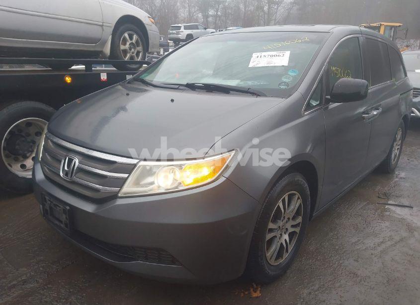 Photo 2 of 2012 Honda Odyssey EX-L (VIN 5FNRL5H65CB025793)