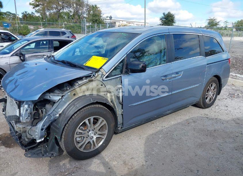 Photo 2 of 2012 Honda Odyssey EX-L (VIN 5FNRL5H65CB036177)