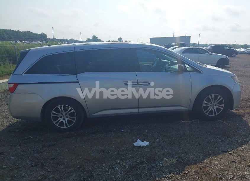 Photo 13 of 2012 Honda Odyssey EX-L (VIN 5FNRL5H65CB039015)