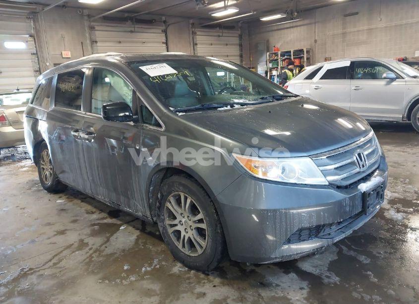 2012 Honda Odyssey EX-L (VIN 5FNRL5H65CB104137) main photo