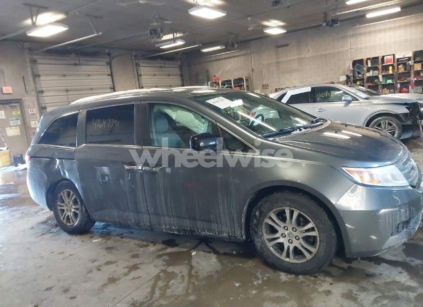 Photo 13 of 2012 Honda Odyssey EX-L (VIN 5FNRL5H65CB104137)