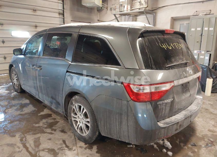 Photo 3 of 2012 Honda Odyssey EX-L (VIN 5FNRL5H65CB104137)