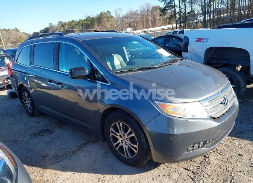 2012 Honda Odyssey EX-L (VIN 5FNRL5H65CB135971) main photo