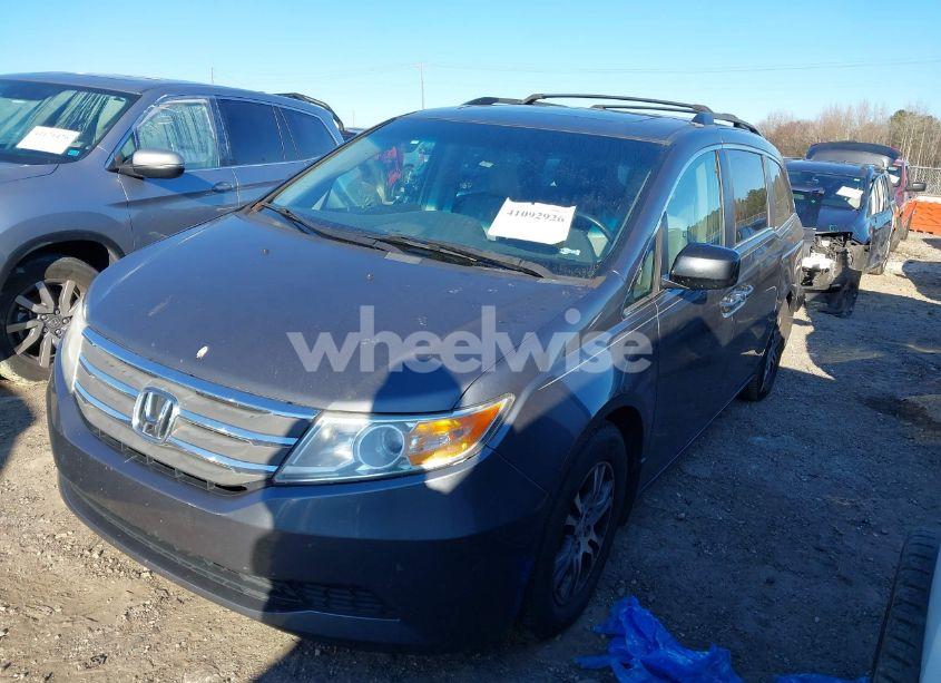 Photo 2 of 2012 Honda Odyssey EX-L (VIN 5FNRL5H65CB135971)