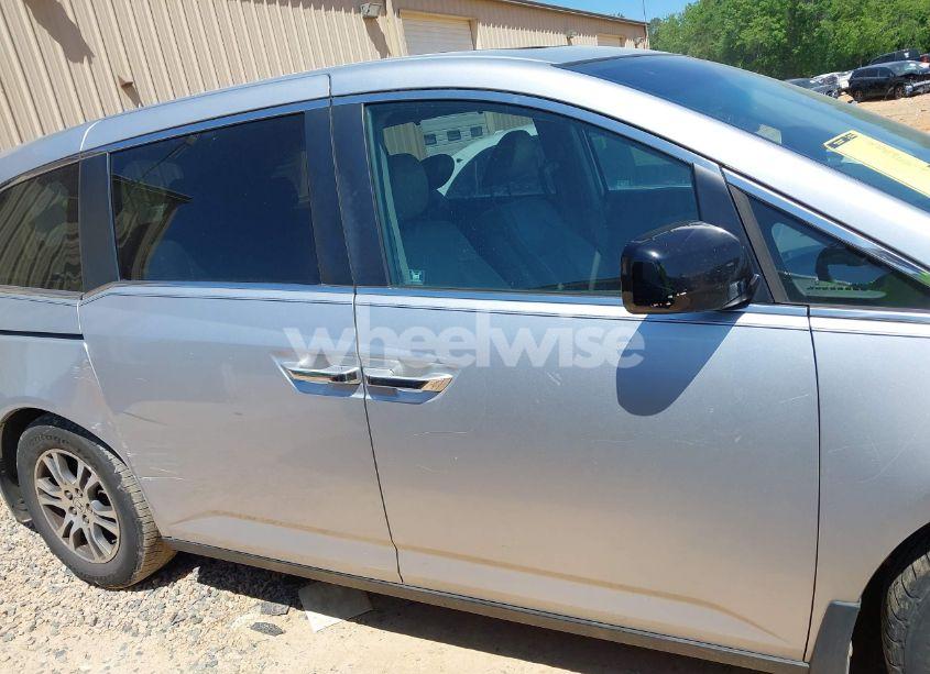 Photo 13 of 2012 Honda Odyssey EX-L (VIN 5FNRL5H65CB147666)