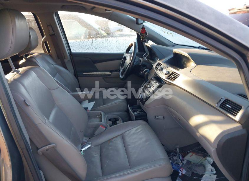 Photo 5 of 2013 Honda Odyssey EX-L (VIN 5FNRL5H65DB013659)