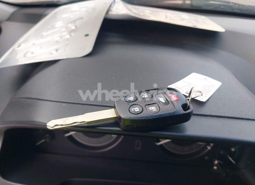 Photo 11 of 2013 Honda Odyssey EX-L (VIN 5FNRL5H65DB026458)