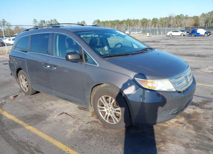 2013 Honda Odyssey EX-L (VIN 5FNRL5H65DB047990) main photo
