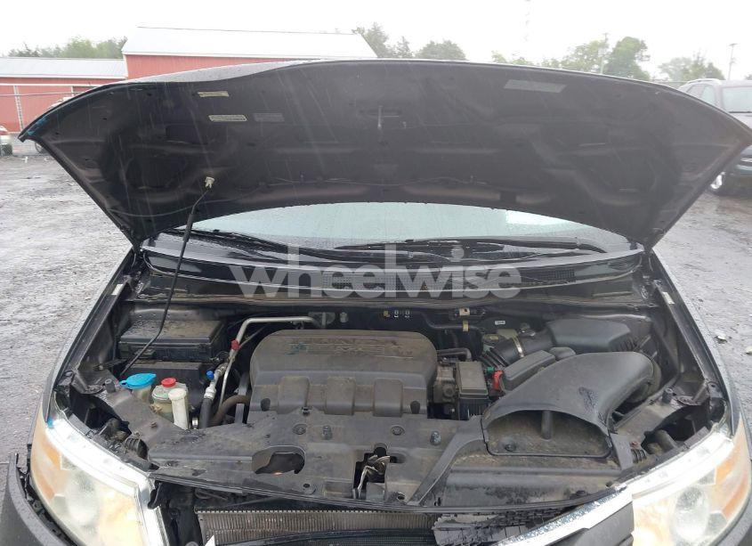 Photo 10 of 2013 Honda Odyssey EX-L (VIN 5FNRL5H65DB055023)