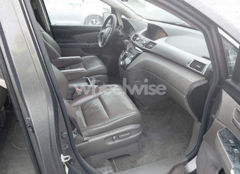 Photo 5 of 2013 Honda Odyssey EX-L (VIN 5FNRL5H65DB055023)