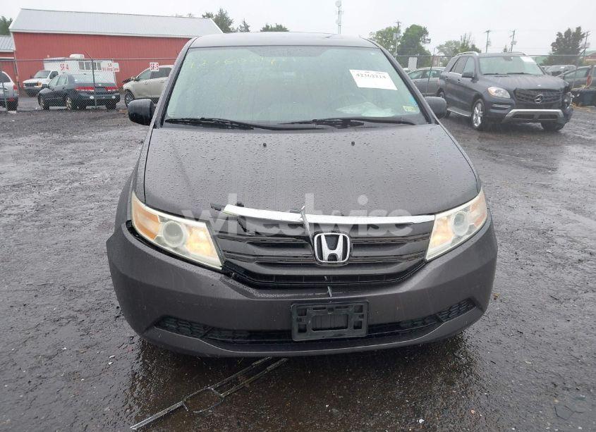 Photo 6 of 2013 Honda Odyssey EX-L (VIN 5FNRL5H65DB055023)