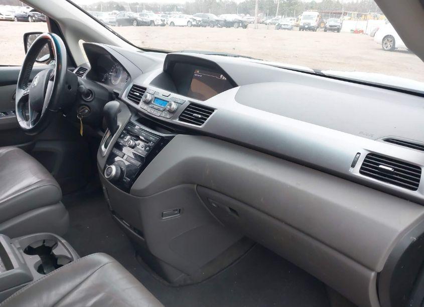 Photo 5 of 2013 Honda Odyssey EX-L (VIN 5FNRL5H65DB055099)