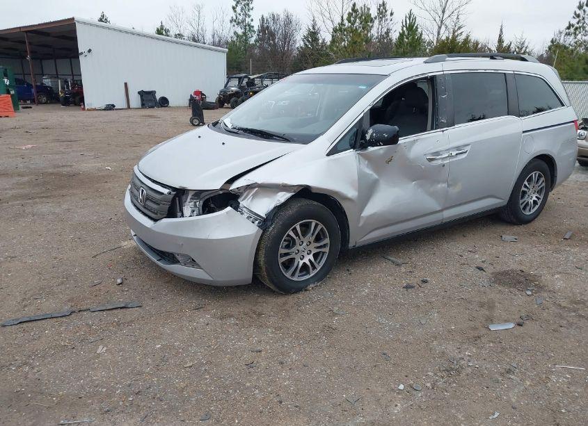 Photo 6 of 2013 Honda Odyssey EX-L (VIN 5FNRL5H65DB055099)