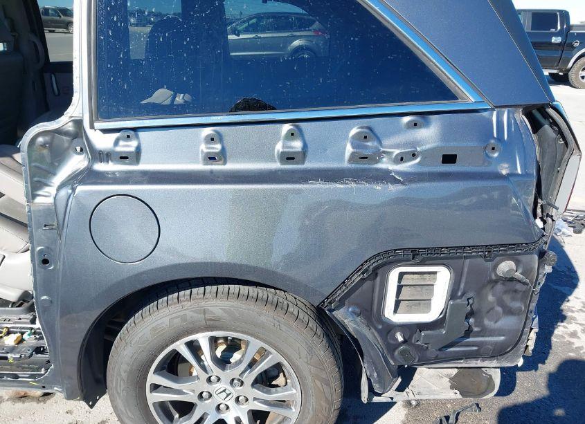 Photo 21 of 2013 Honda Odyssey EX-L (VIN 5FNRL5H65DB064627)