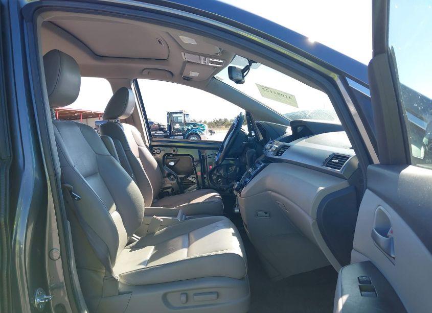 Photo 5 of 2013 Honda Odyssey EX-L (VIN 5FNRL5H65DB064627)