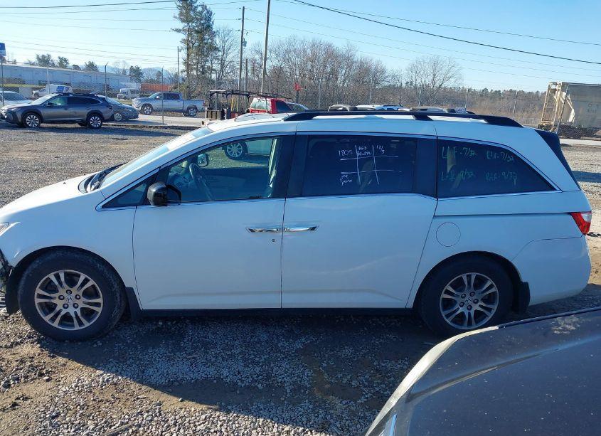 Photo 15 of 2013 Honda Odyssey EX-L (VIN 5FNRL5H65DB083095)