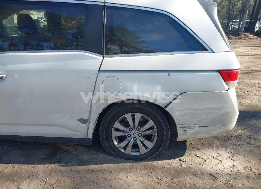 Photo 6 of 2014 Honda Odyssey EX-L (VIN 5FNRL5H65EB011458)